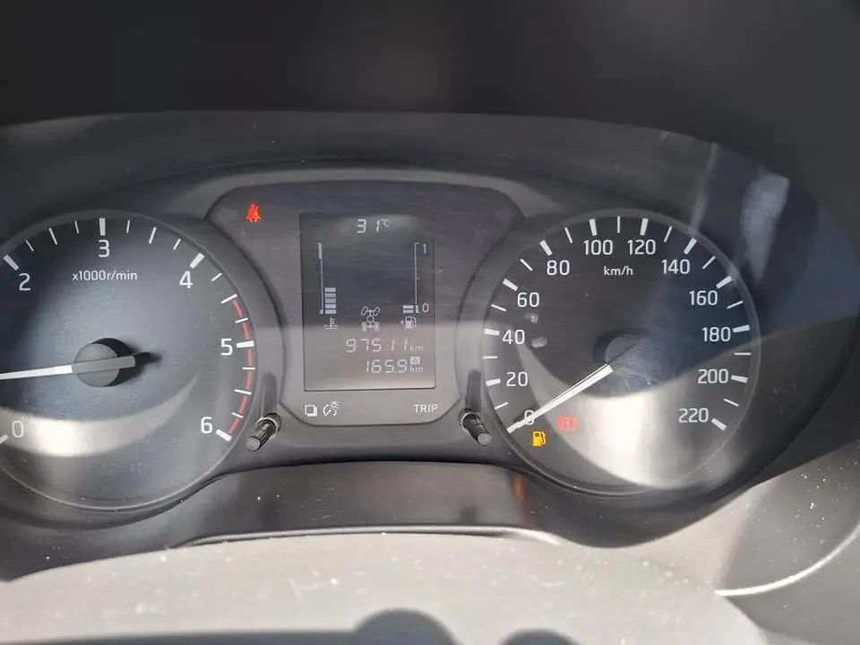 NISSAN Frontier - Foto