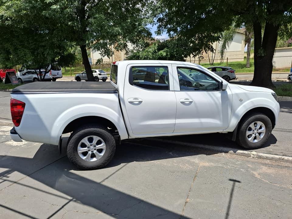 NISSAN Frontier - Foto