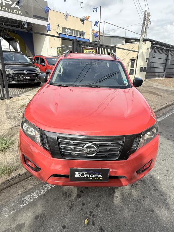 NISSAN Frontier - Foto