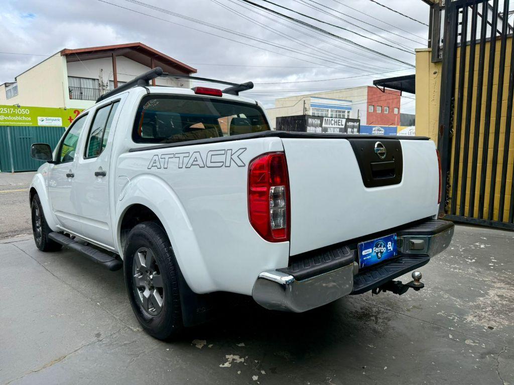 NISSAN Frontier - Foto