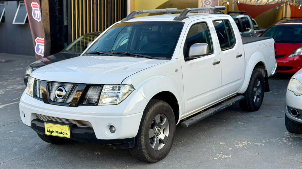 NISSAN Frontier - Foto