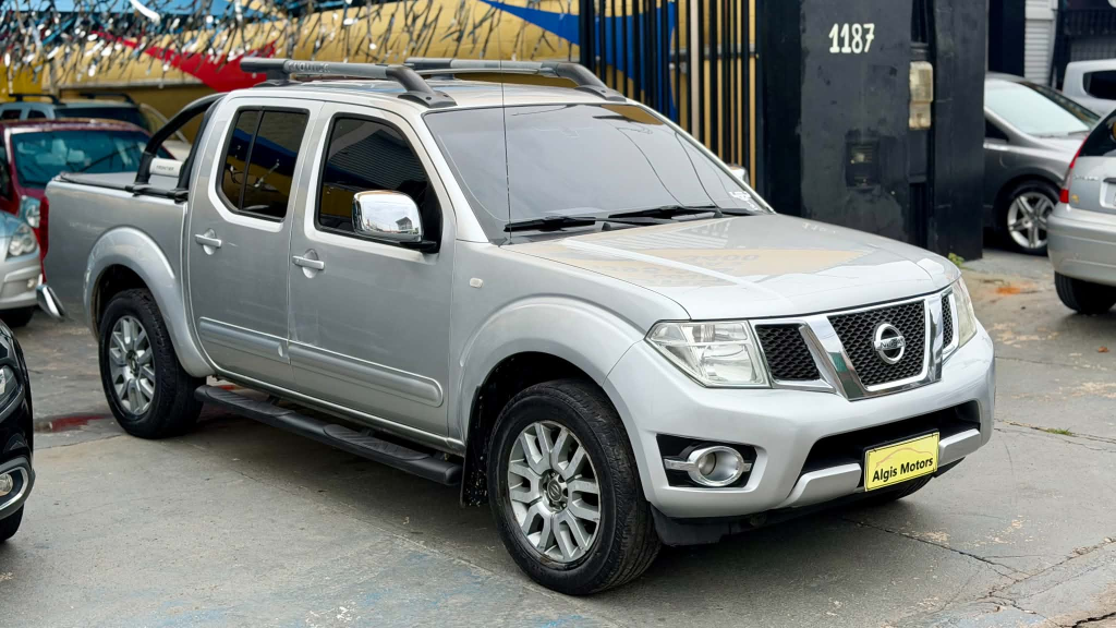 NISSAN Frontier