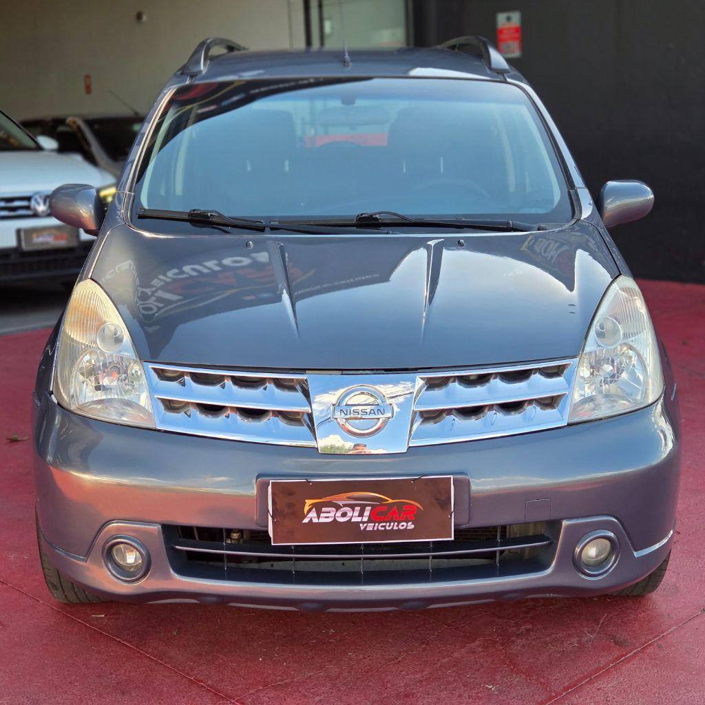 NISSAN Grand Livina - Foto