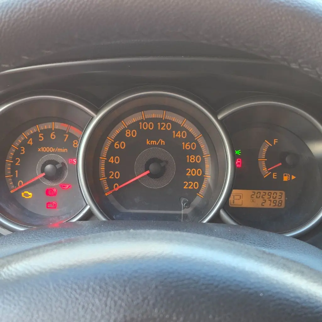 NISSAN Grand Livina - Foto