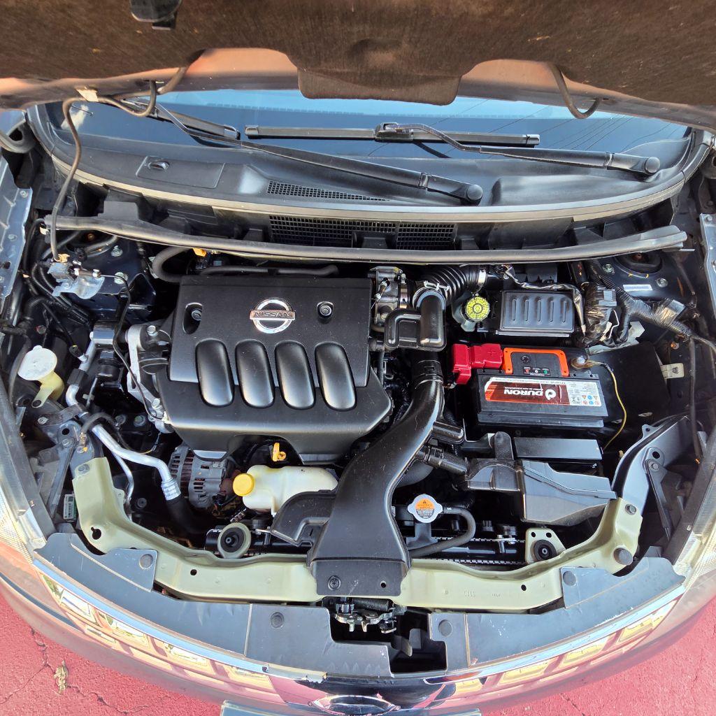 NISSAN Grand Livina - Foto