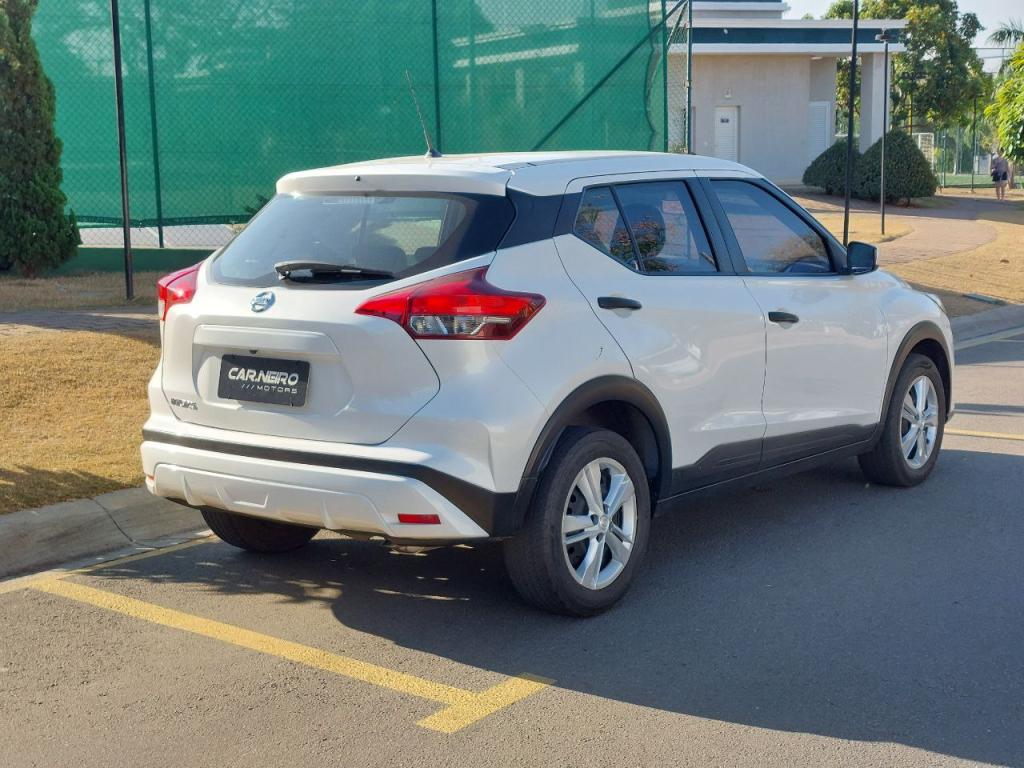 NISSAN Kicks - Foto