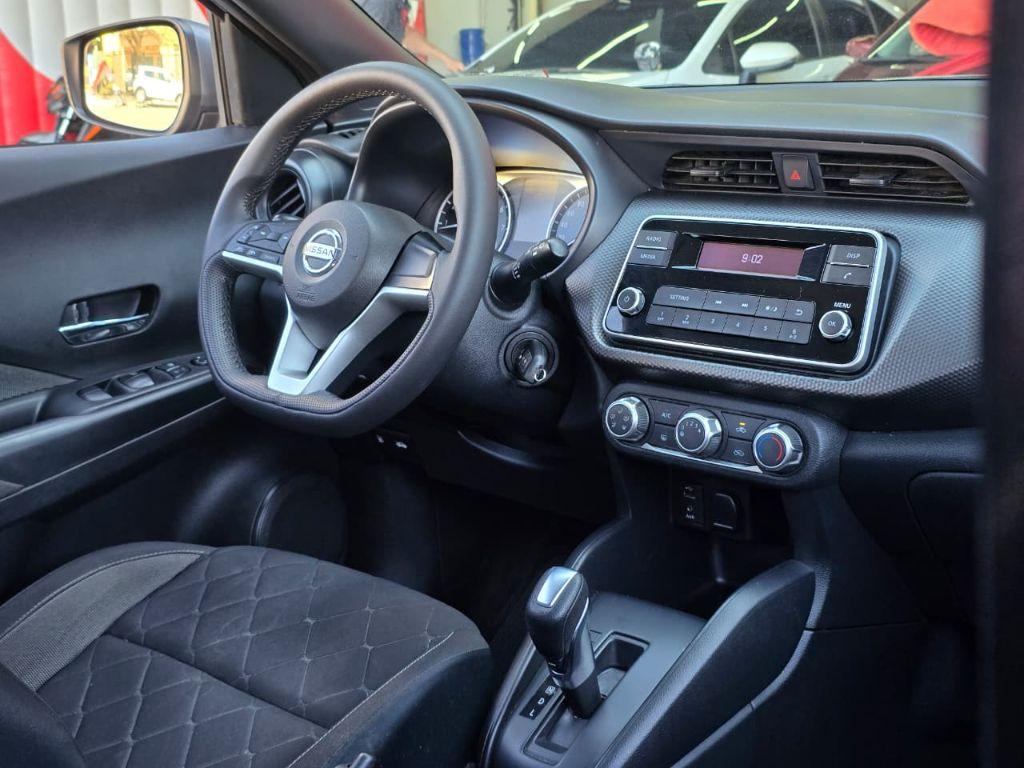 NISSAN Kicks - Miniatura