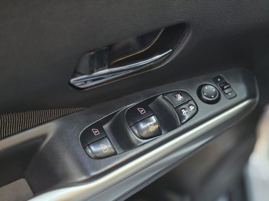 NISSAN Kicks - Foto