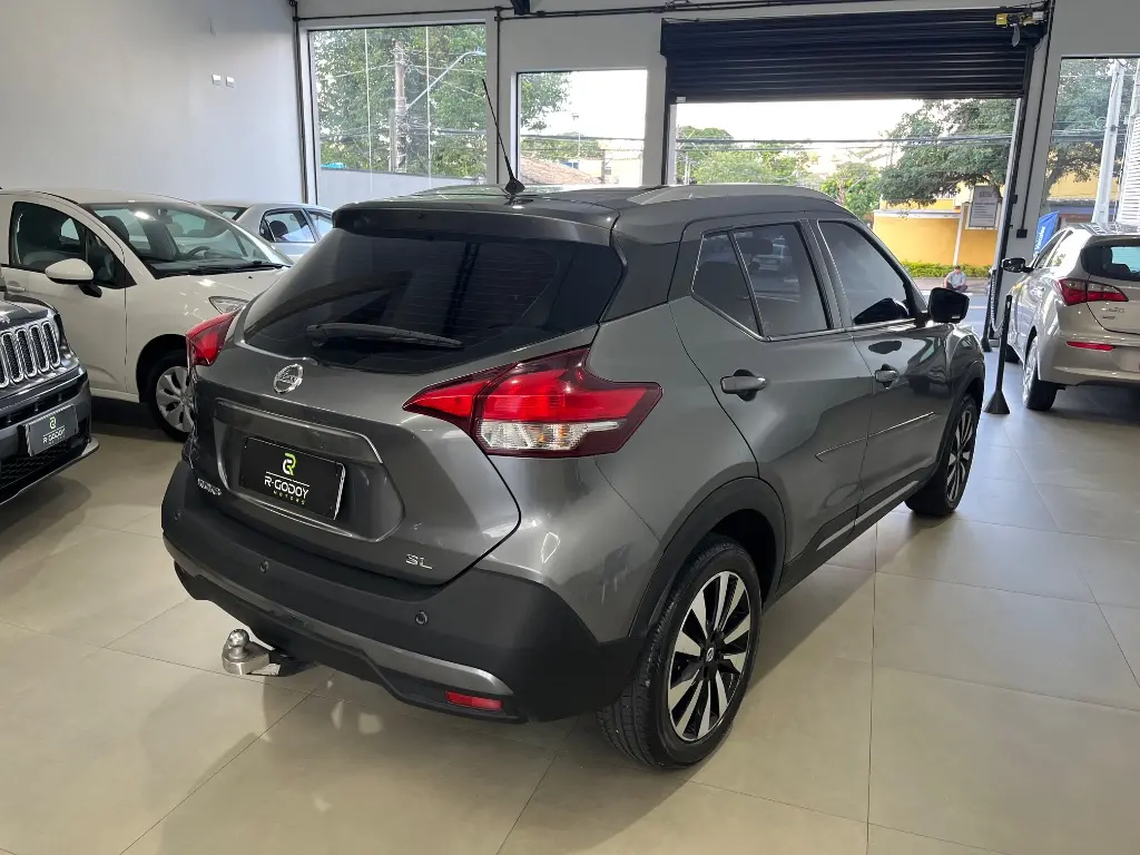 NISSAN Kicks - Foto