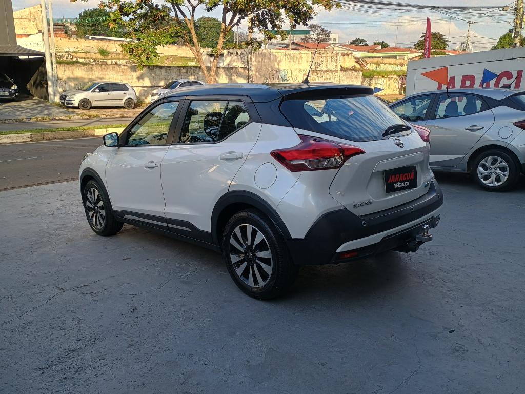 NISSAN Kicks - Foto