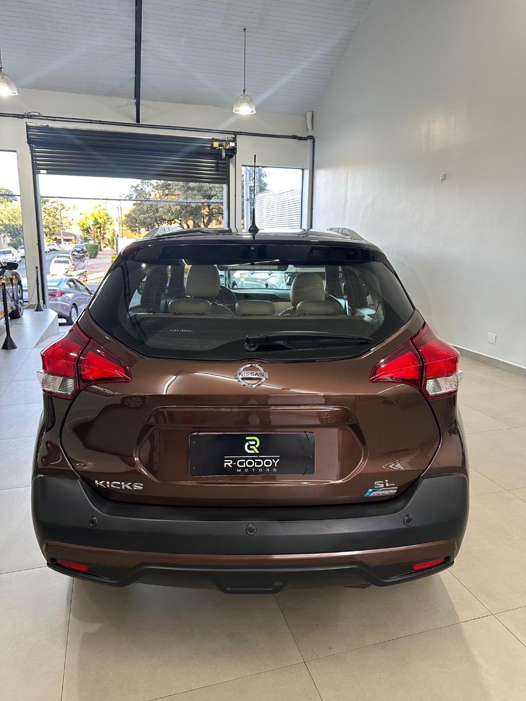 NISSAN Kicks - Foto