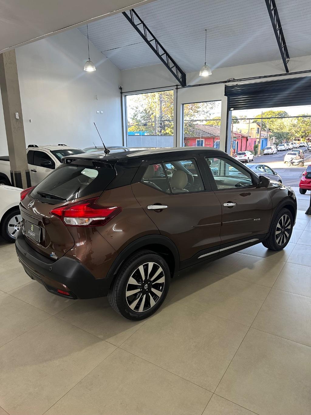 NISSAN Kicks - Foto