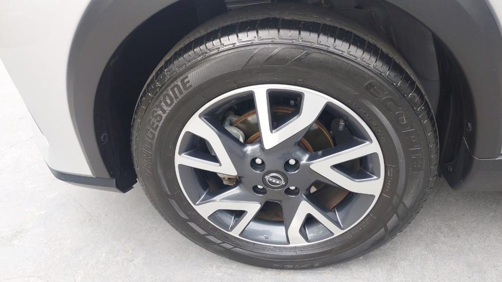 NISSAN Kicks - Foto