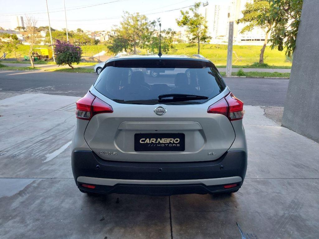 NISSAN Kicks - Foto
