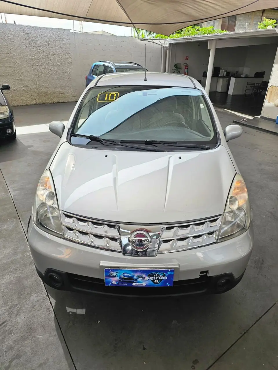 NISSAN Livina - Foto