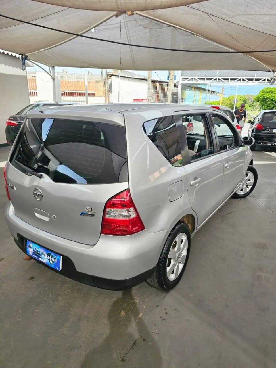 NISSAN Livina - Foto