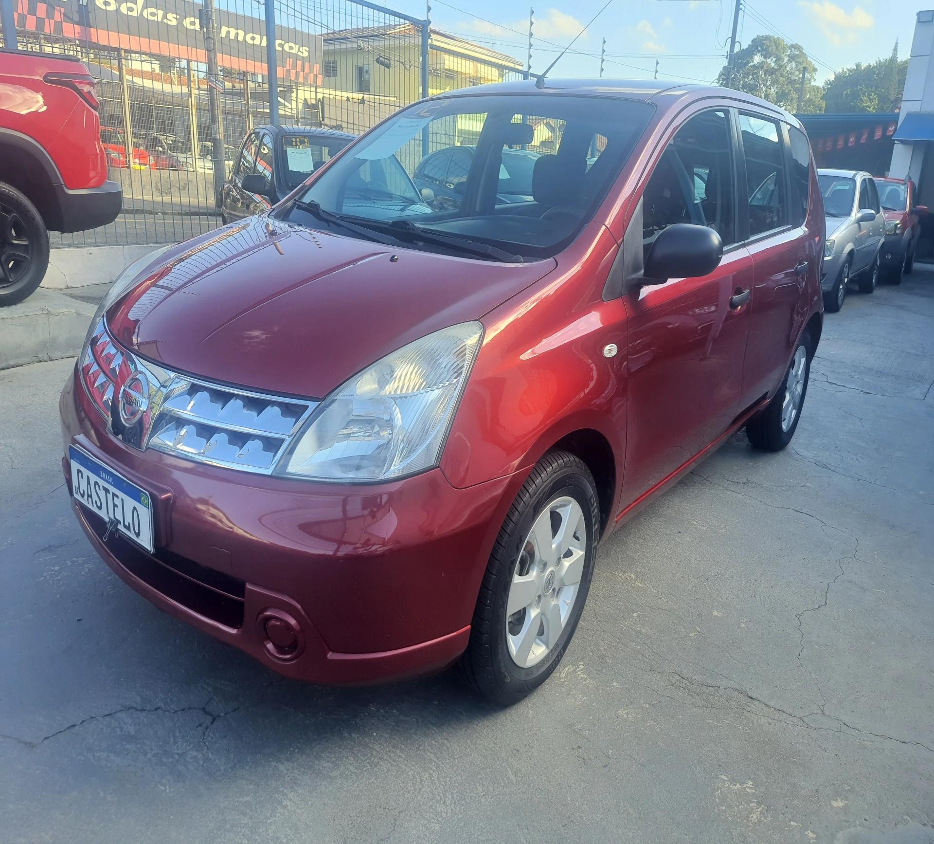 NISSAN Livina