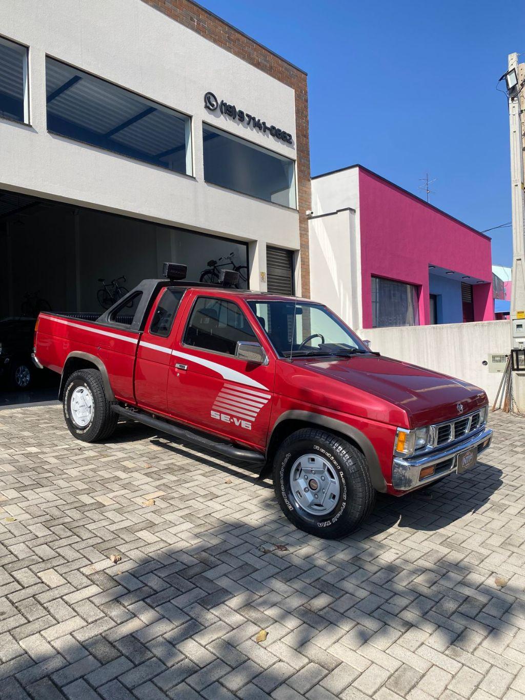 NISSAN Pathfinder - Foto