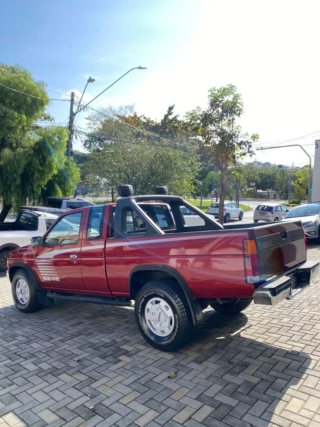 NISSAN Pathfinder - Foto