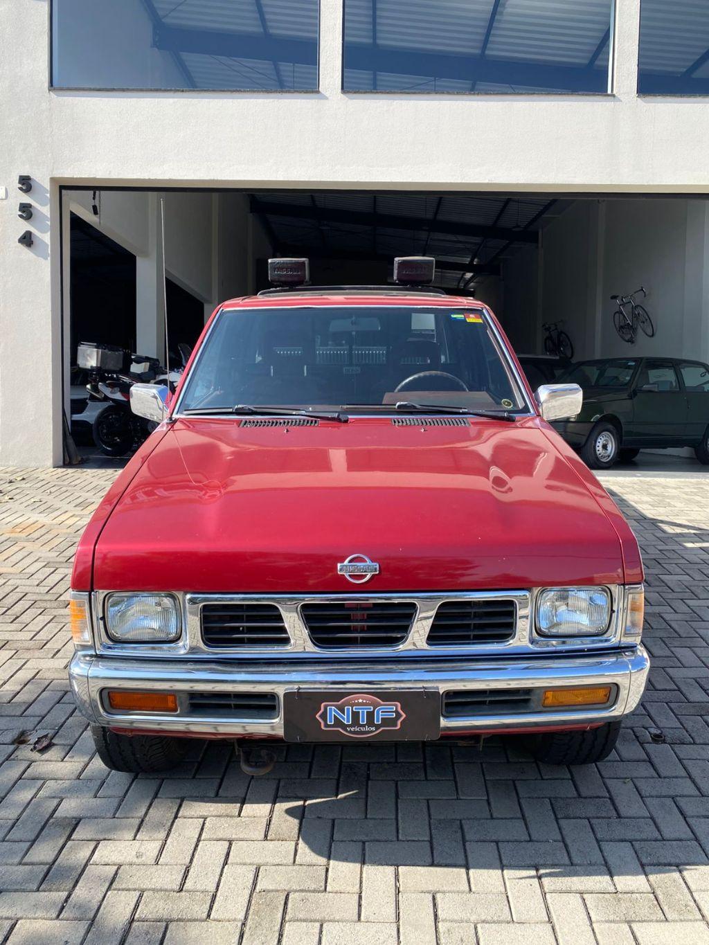 NISSAN Pathfinder - Foto