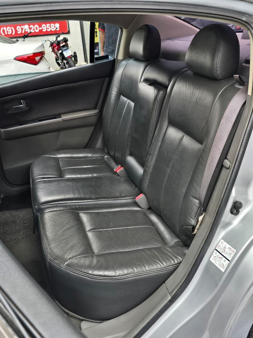 NISSAN Sentra - Foto