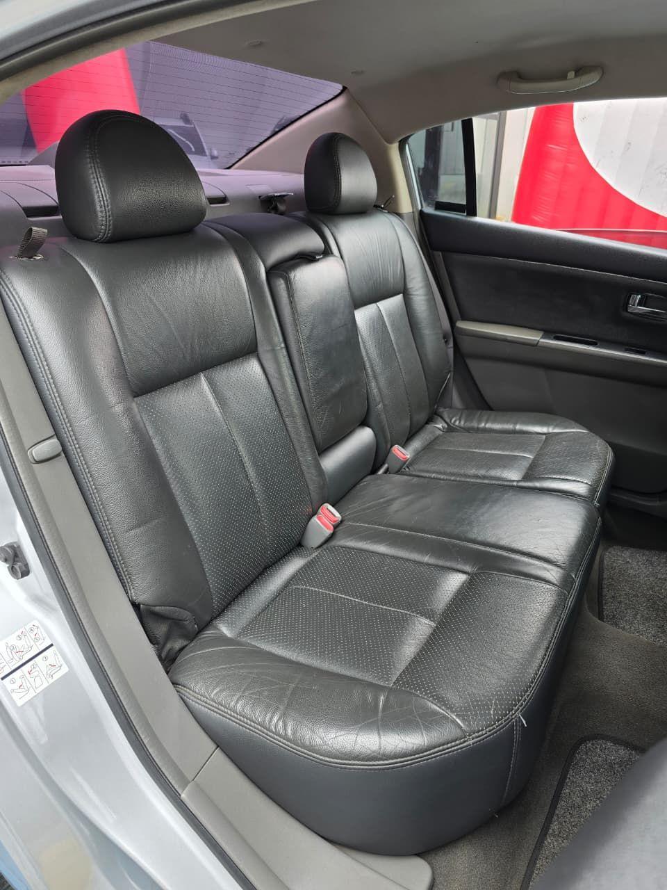 NISSAN Sentra - Foto