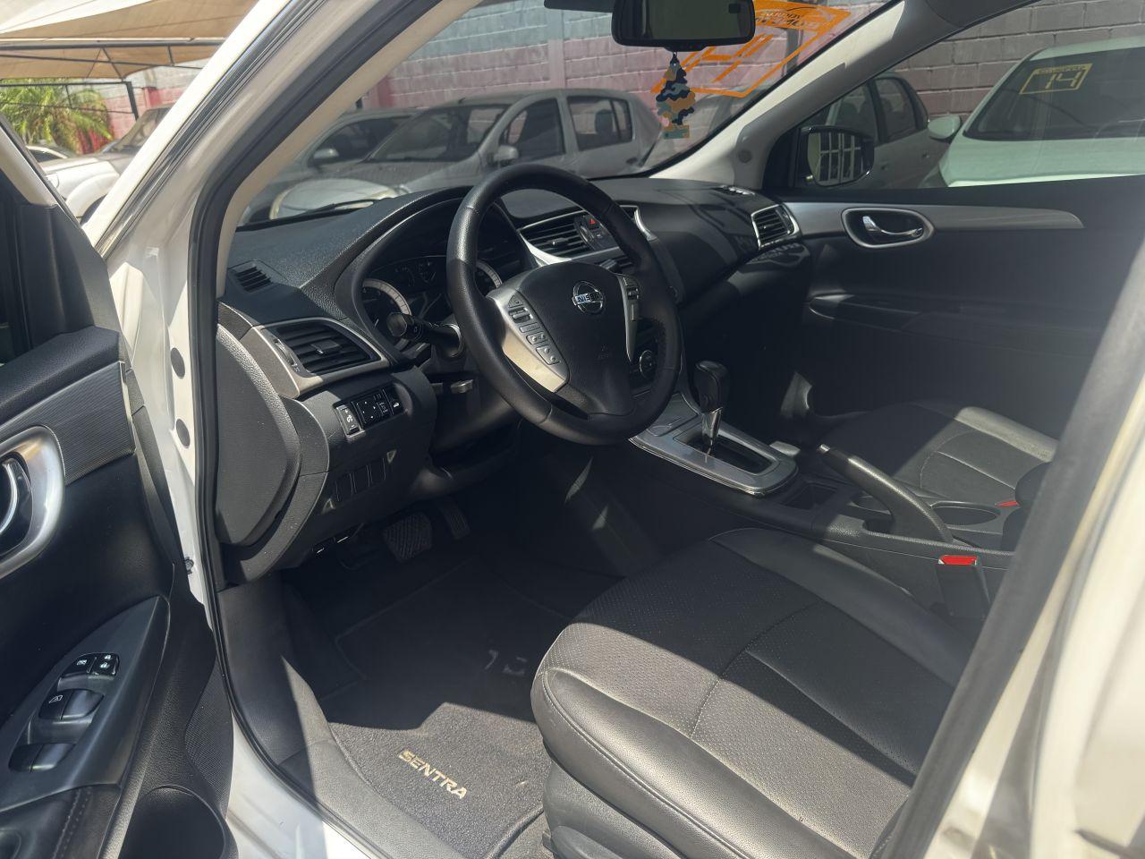 NISSAN Sentra - Foto