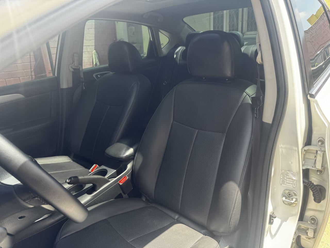 NISSAN Sentra - Foto