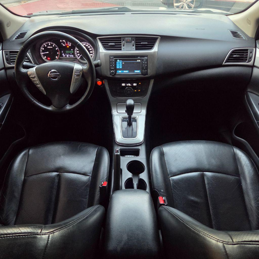 NISSAN Sentra - Foto
