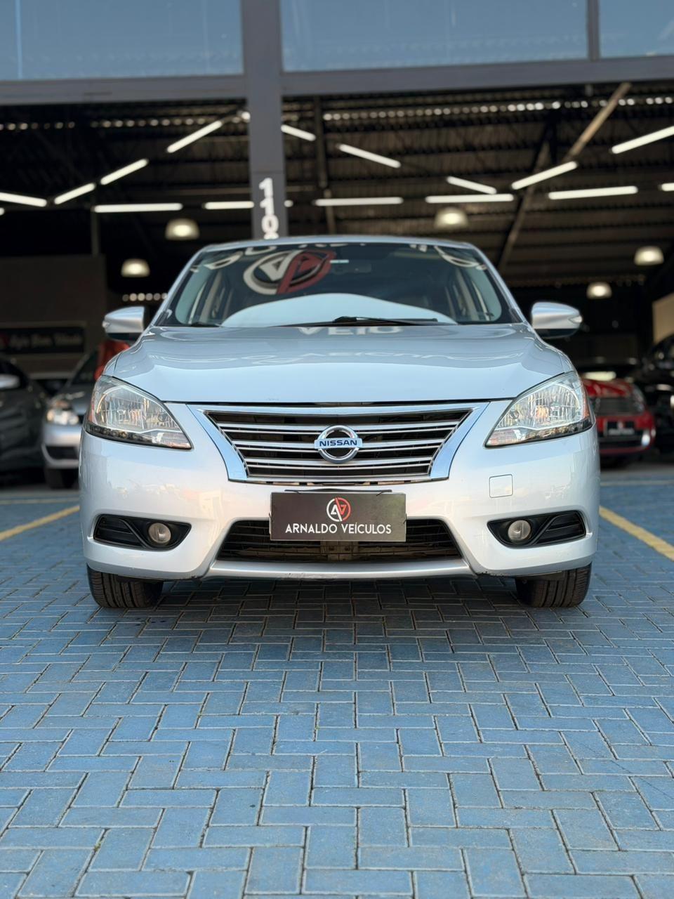 NISSAN Sentra - Foto