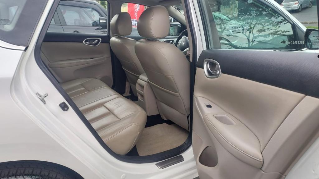 NISSAN Sentra - Foto
