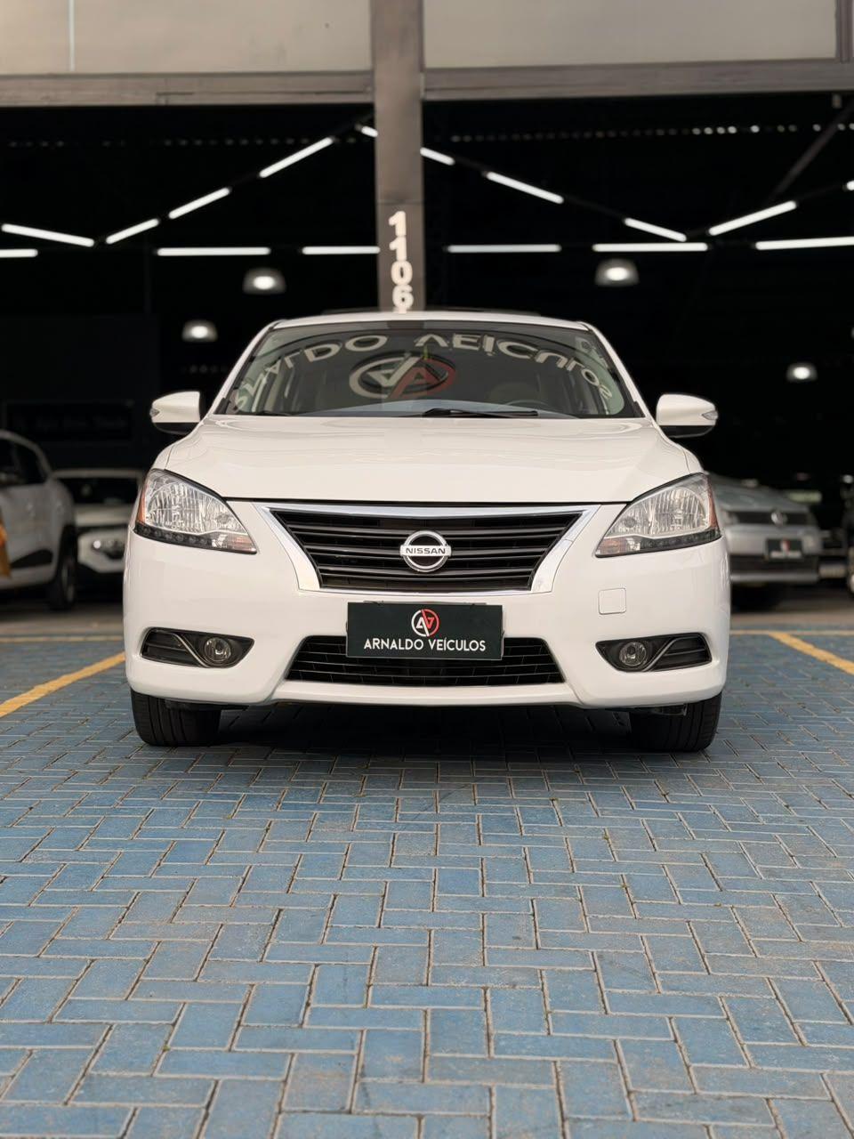 NISSAN Sentra - Foto