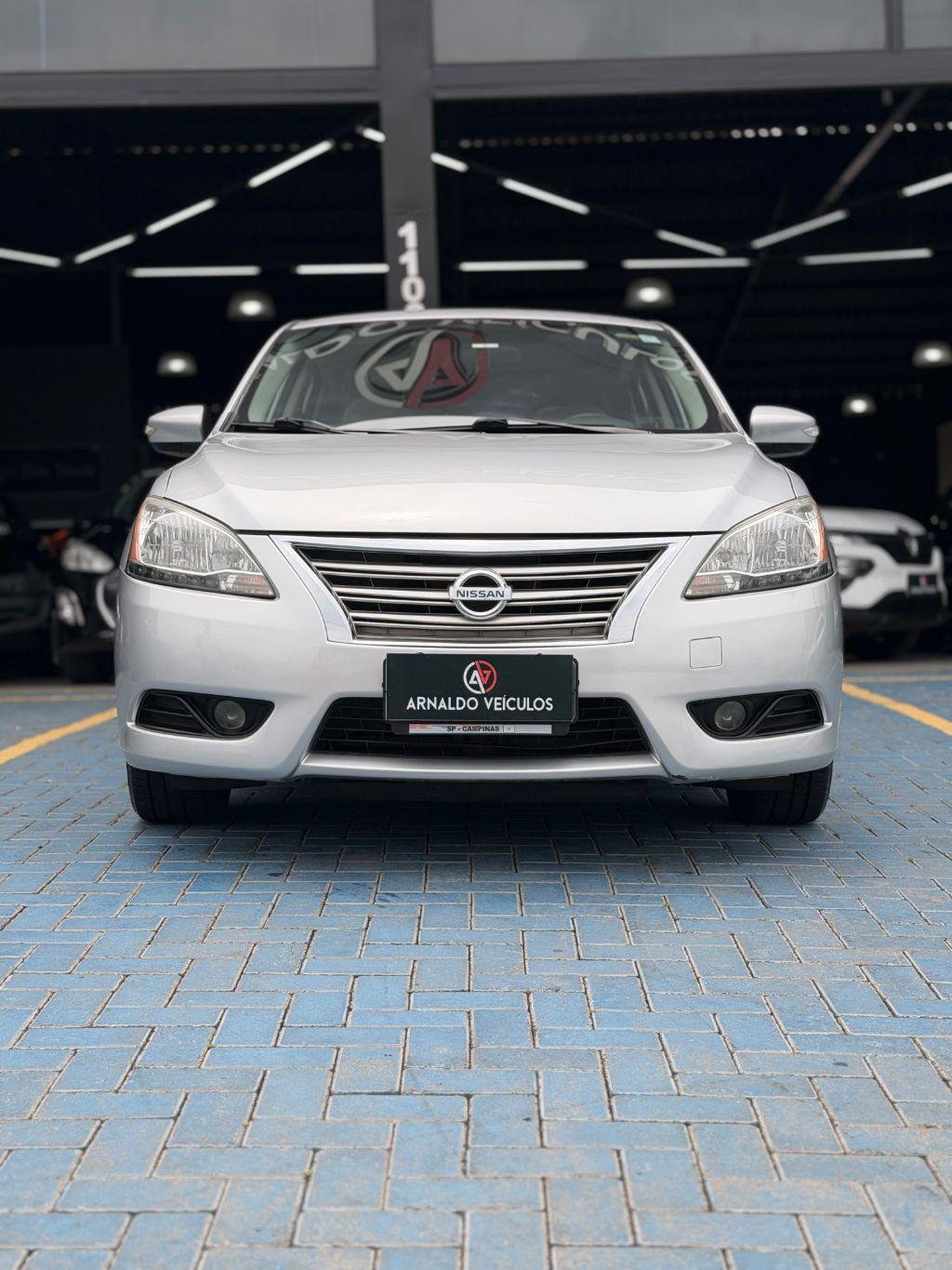 NISSAN Sentra - Foto