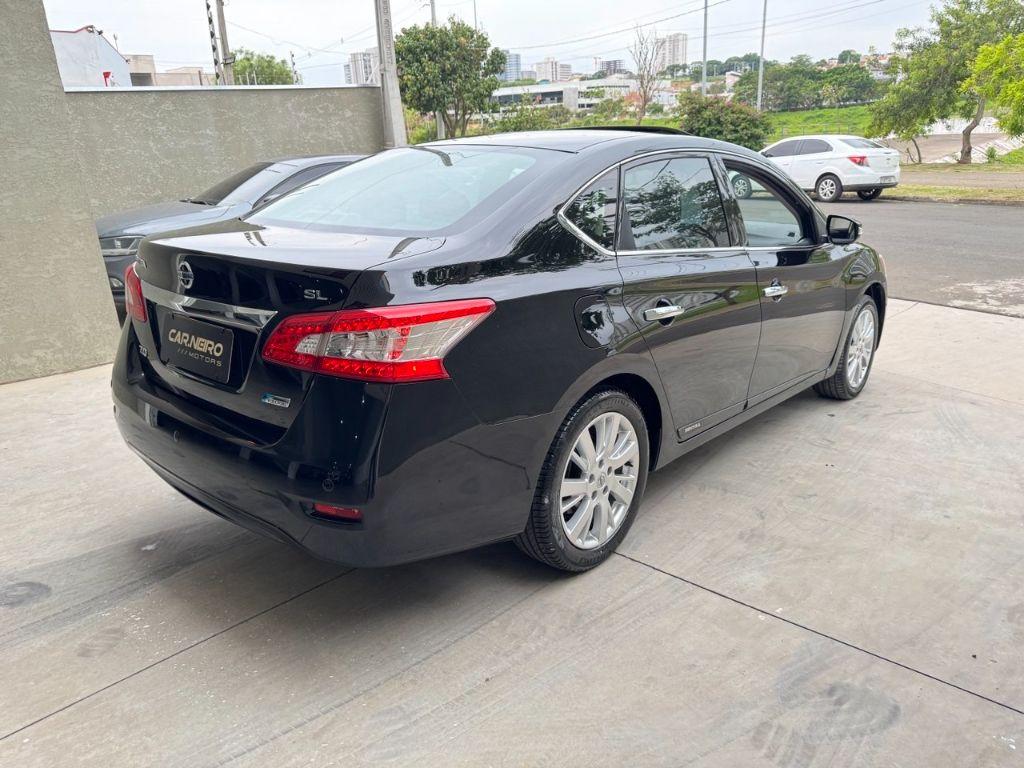 NISSAN Sentra - Foto