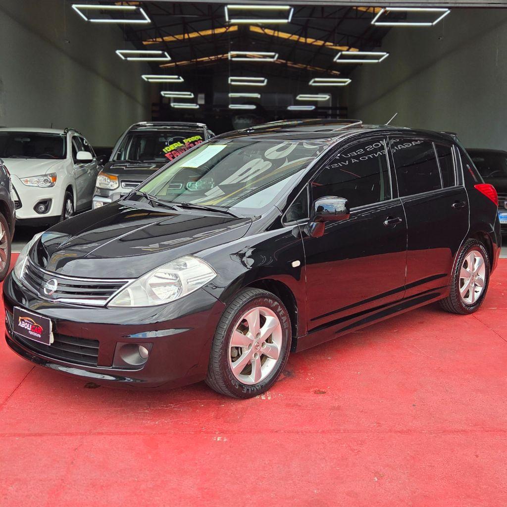 NISSAN Tiida Hatch
