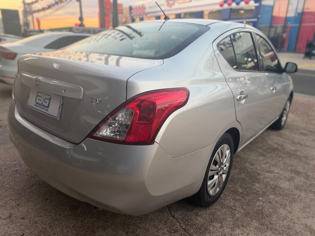 NISSAN Versa Sedan