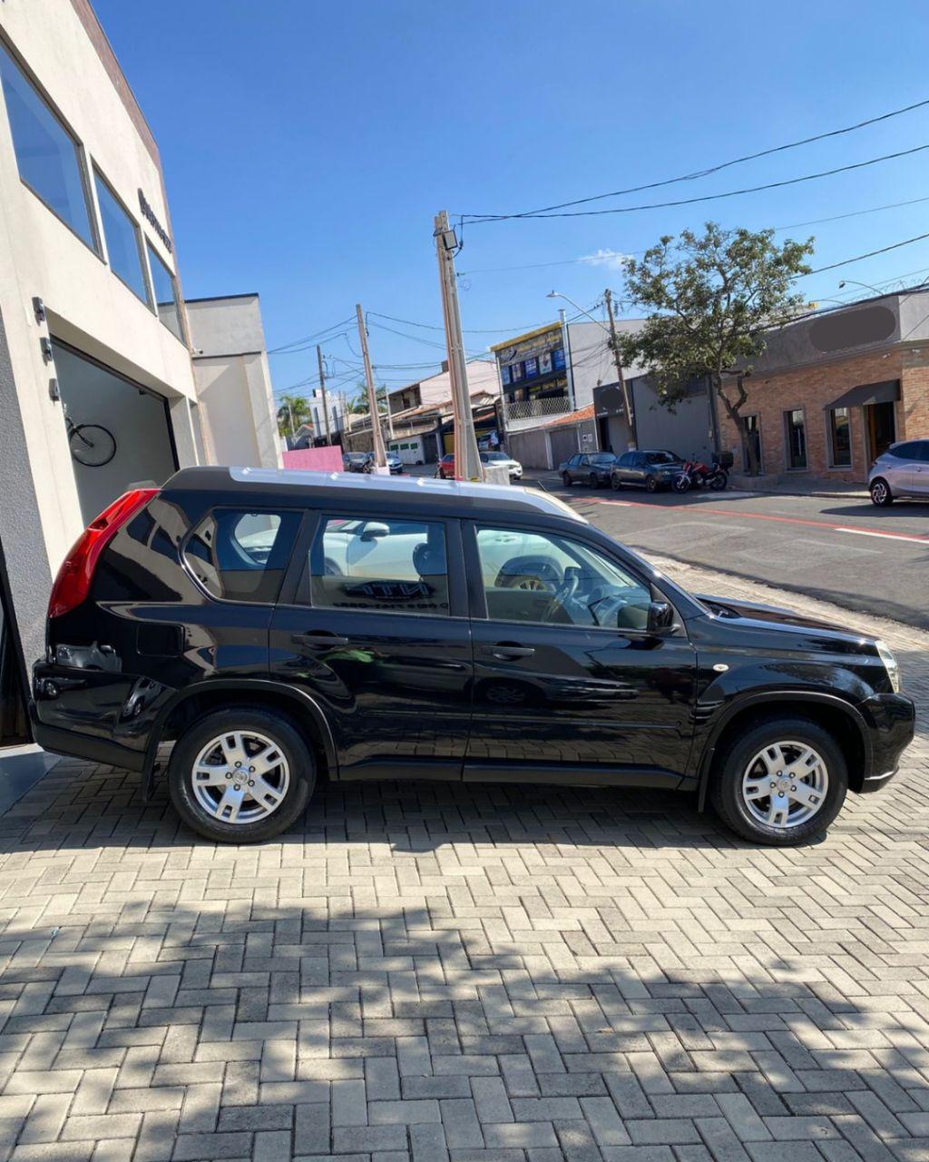 NISSAN X-Trail - Foto