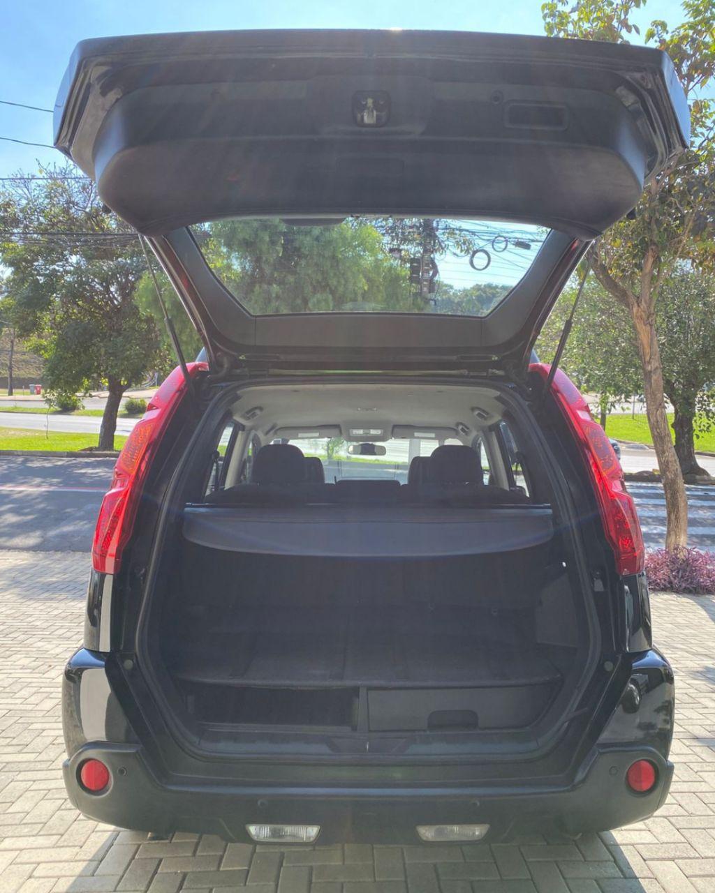 NISSAN X-Trail - Foto
