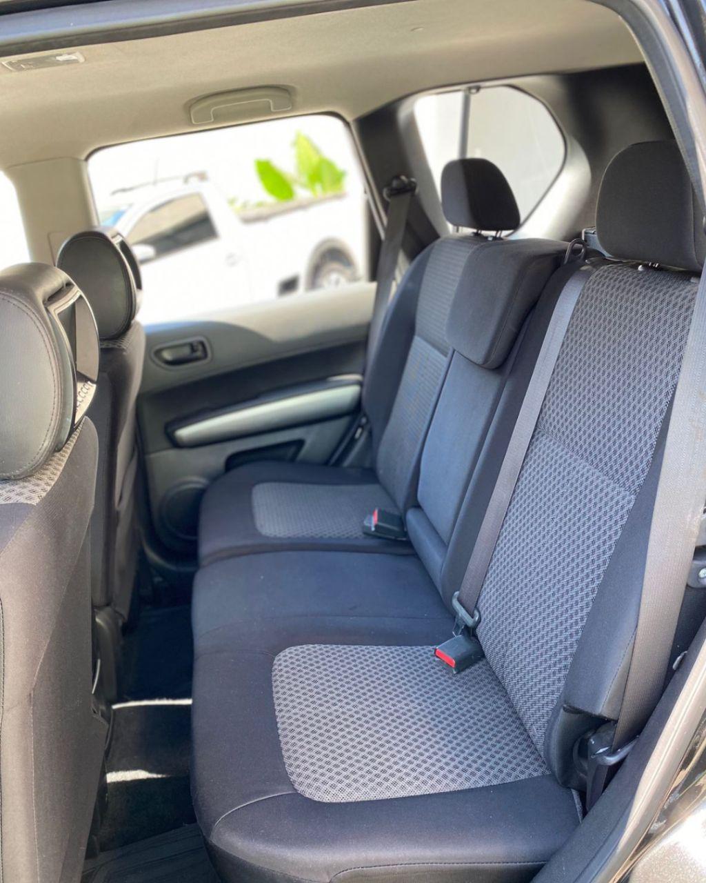NISSAN X-Trail - Foto