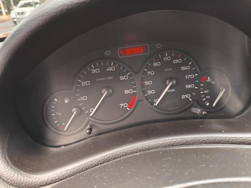 PEUGEOT 206 - Foto