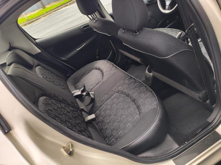PEUGEOT 206 - Foto