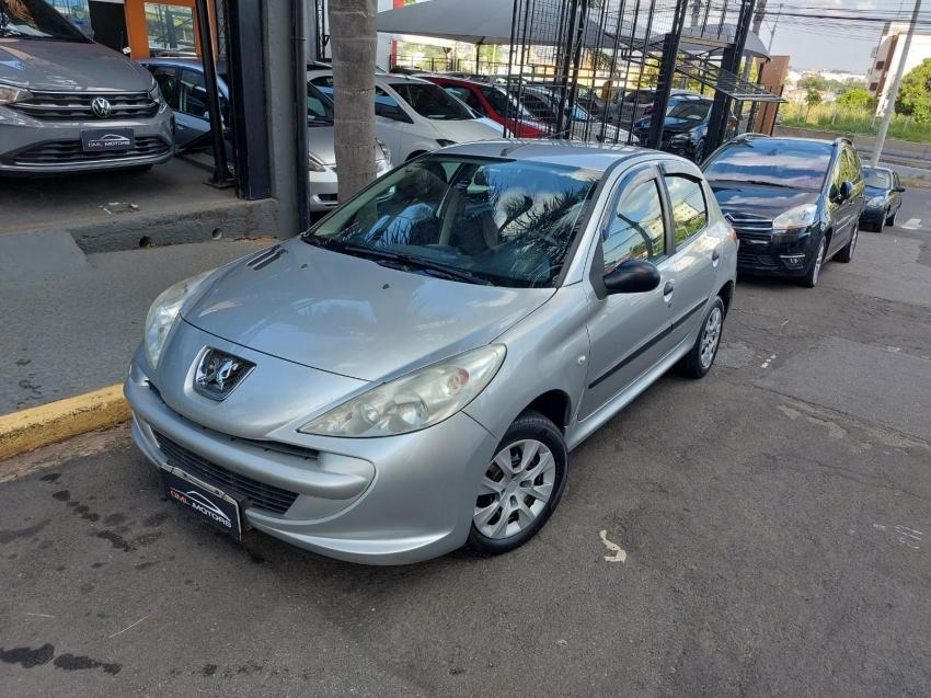 PEUGEOT 207 Hatch - Foto