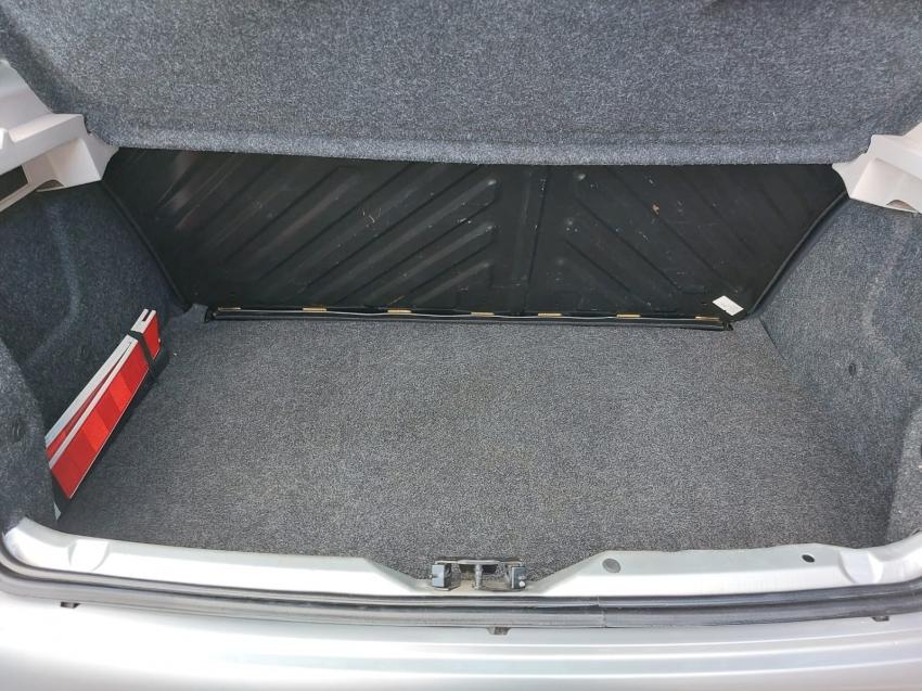 PEUGEOT 207 Hatch - Foto