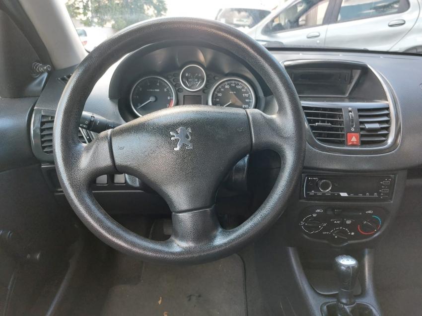 PEUGEOT 207 Hatch - Foto