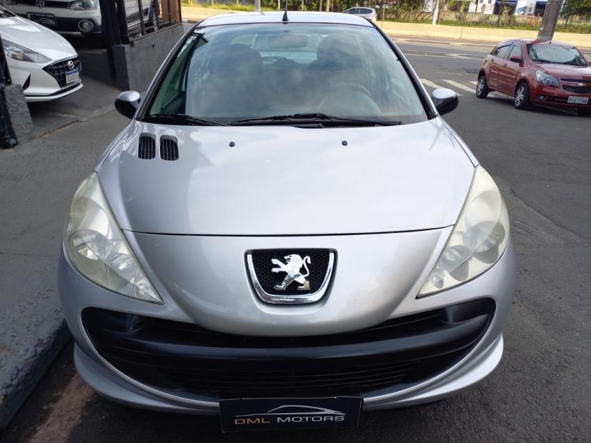 PEUGEOT 207 Hatch - Foto