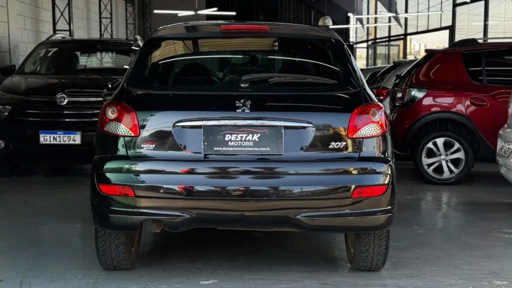 PEUGEOT 207 Hatch - Foto