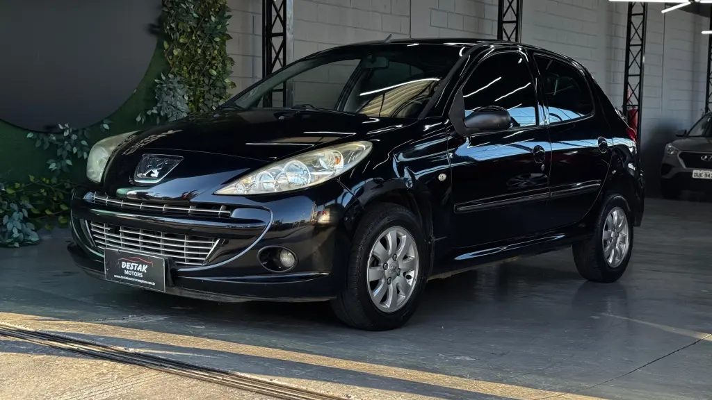 PEUGEOT 207 Hatch - Foto