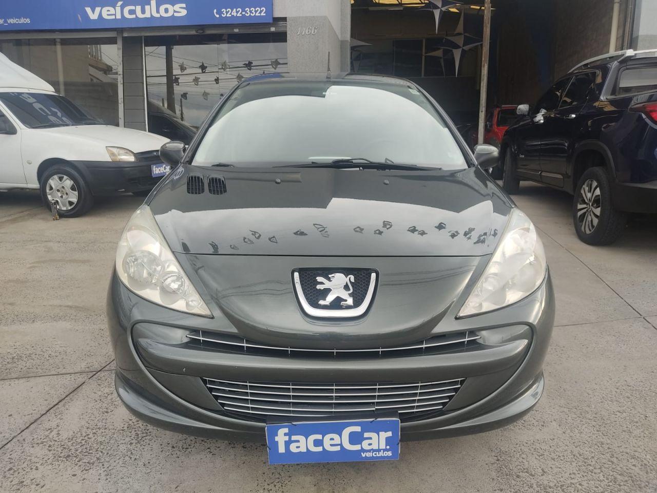 PEUGEOT 207 Hatch - Foto