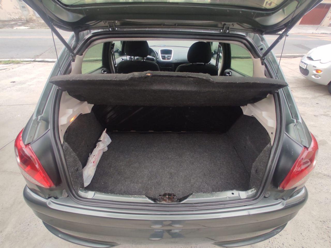 PEUGEOT 207 Hatch - Foto