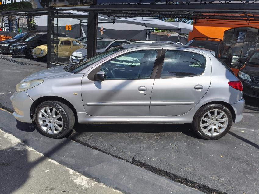 PEUGEOT 207 Hatch - Foto